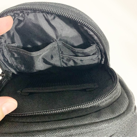 LOWEPRO Express Series EX60 Digital Camera Case Gadget Bag Zip Closure Durable - Picture 10 of 13